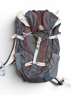 Timber Ridge Bendeleben 15L Backpack Gray Red Lightweight Hiking Day Pack